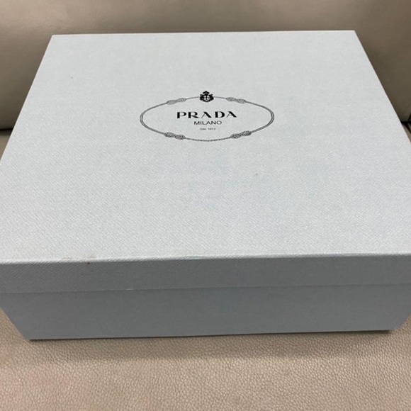 SOLD OUT - Picture 4 of 4